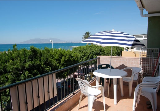 Penthouse met twee terrasjes met uitzicht over Malaga - AlquilaHome